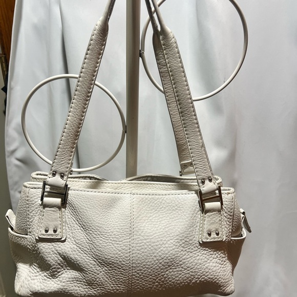 Fossil Cream Pebbled Leather Shoulder Bag | Double Strap | Neutral - Picture 3 of 14